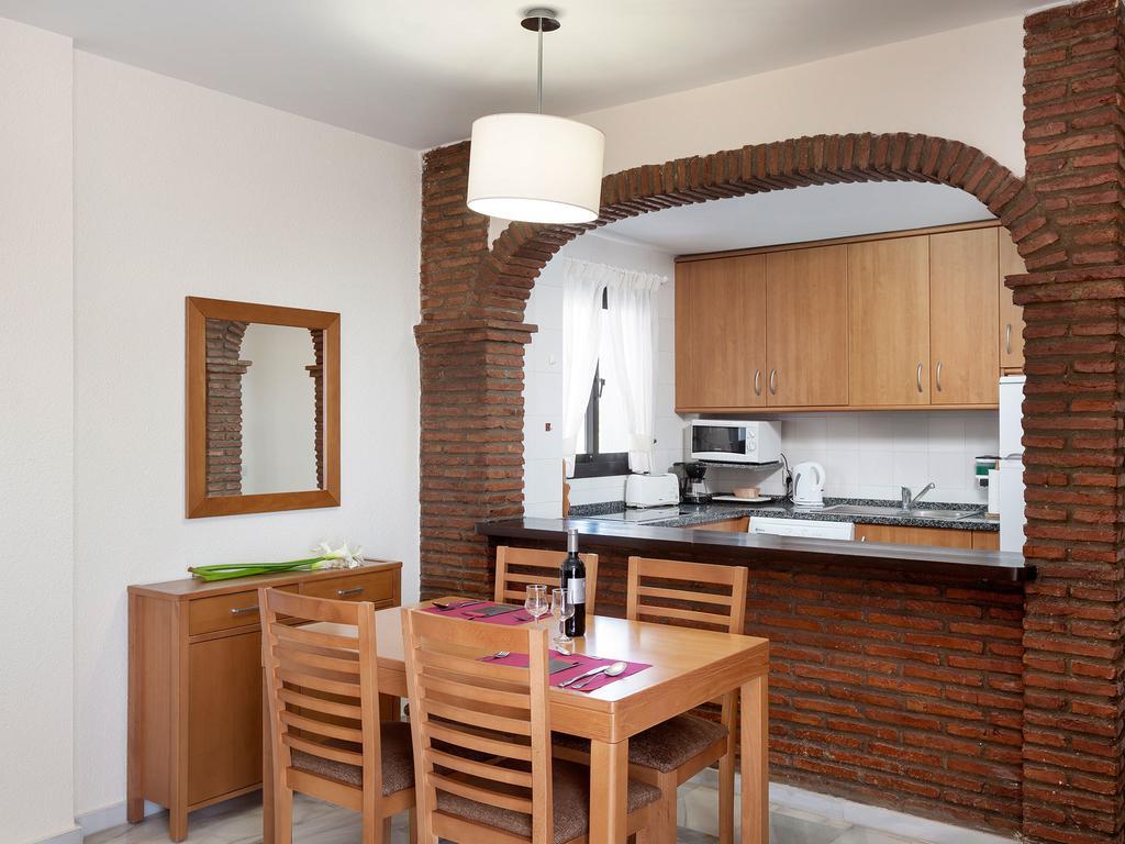 Calahonda Apartments - Los Jarales Mijas Zimmer foto